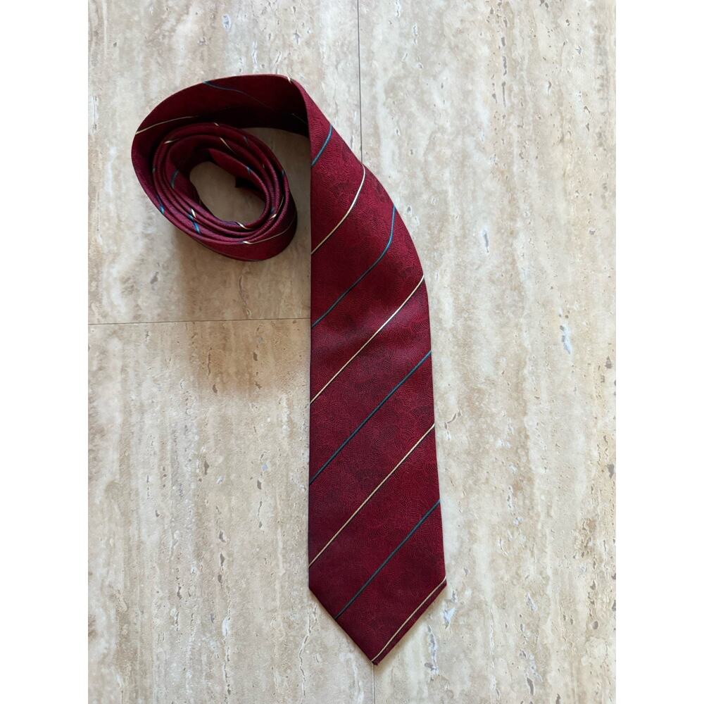 FENDI Designer Cravatte Tie 100% Silk Necktie Red w/ Stripes Hand Made In Italy